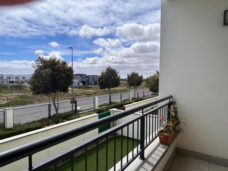 To Let 2 Bedroom Property for Rent in Sandown Western Cape